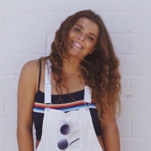 Meet your Posher, Sophia